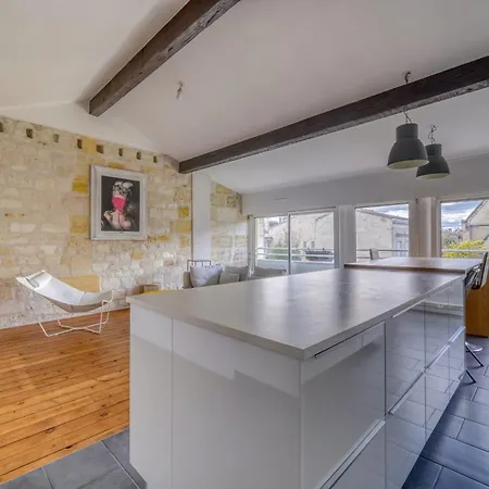 Spacious And Bright Haven Of Peace * Bordeaux