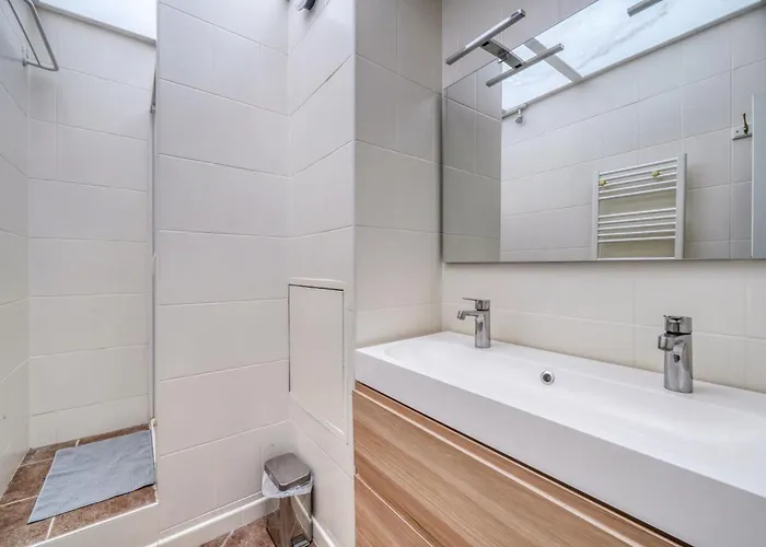 Havre De Paix Spacieux Et Lumineux Appartement